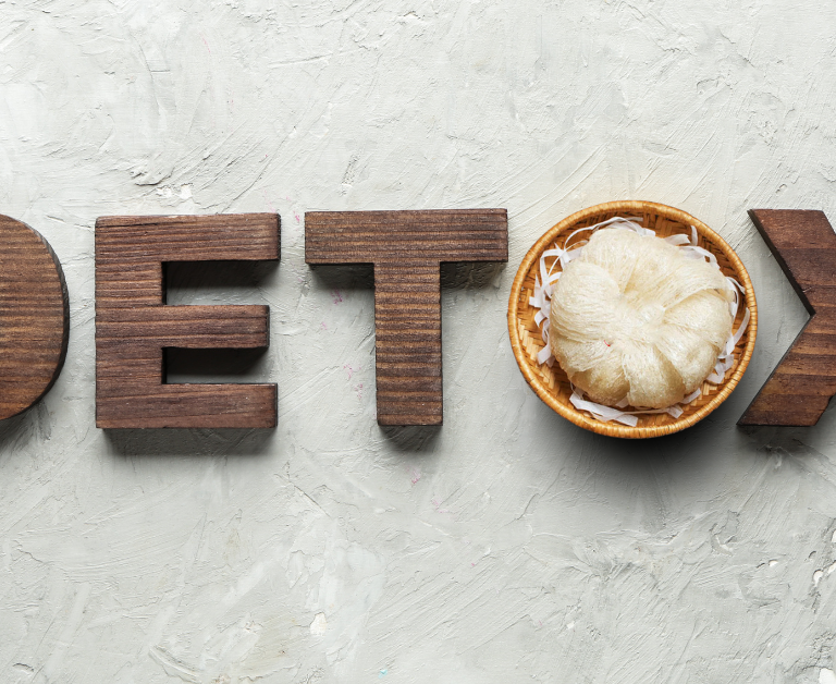 Ảnh bìa detox bằng yến sào sau kỳ nghỉ lễ